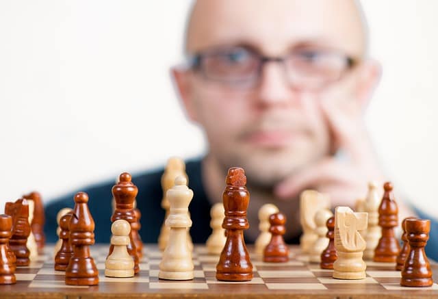 Jeu d'échec être concentré